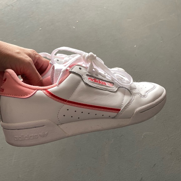 adidas Shoes - Adidas tennis shoes